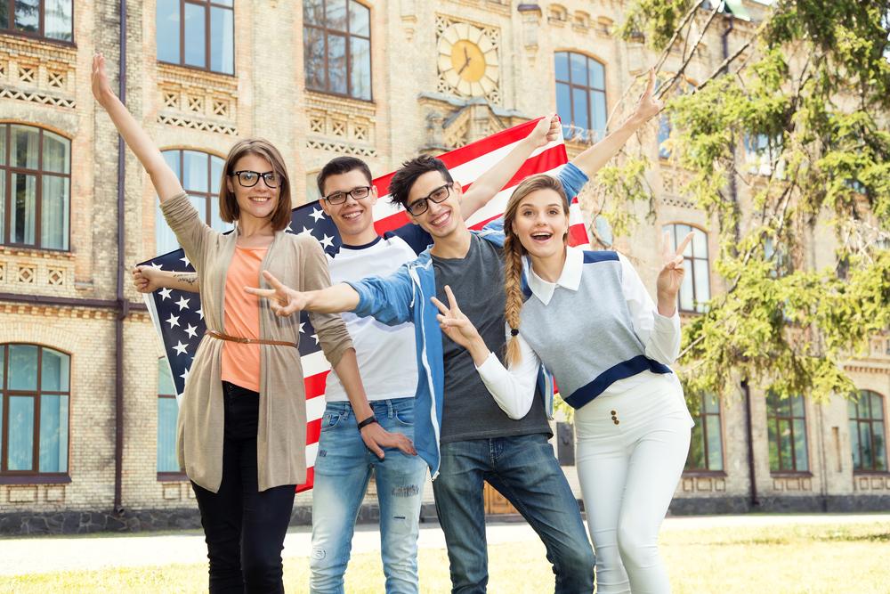 Why Study in the USA? 7 Top Reasons | UniSearch