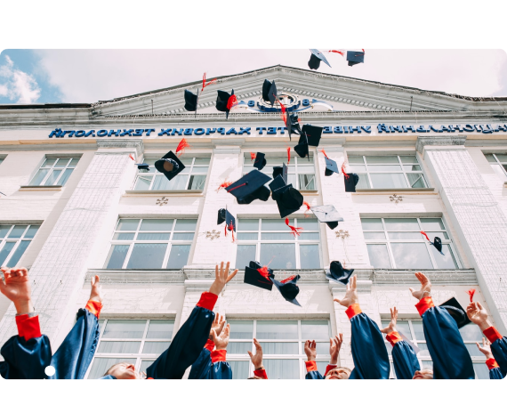 University hat throw